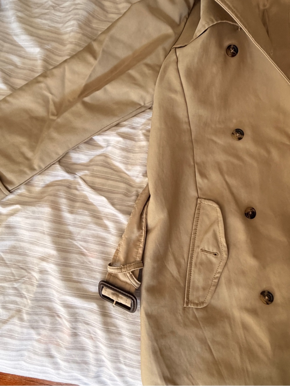 Women’s Khaki Trench Coat - Classic Double-Breasted Style Zara